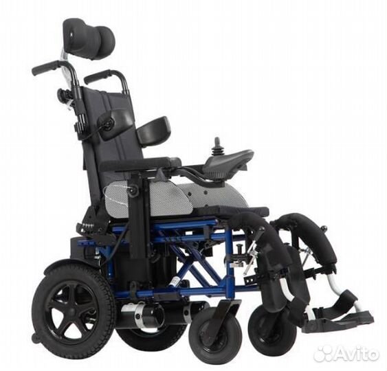 Инвалидная коляска с подключаемым электромотором