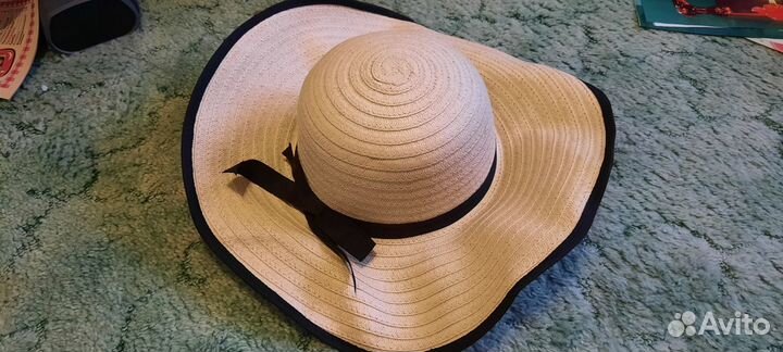 Новые шляпы, панамы, береты