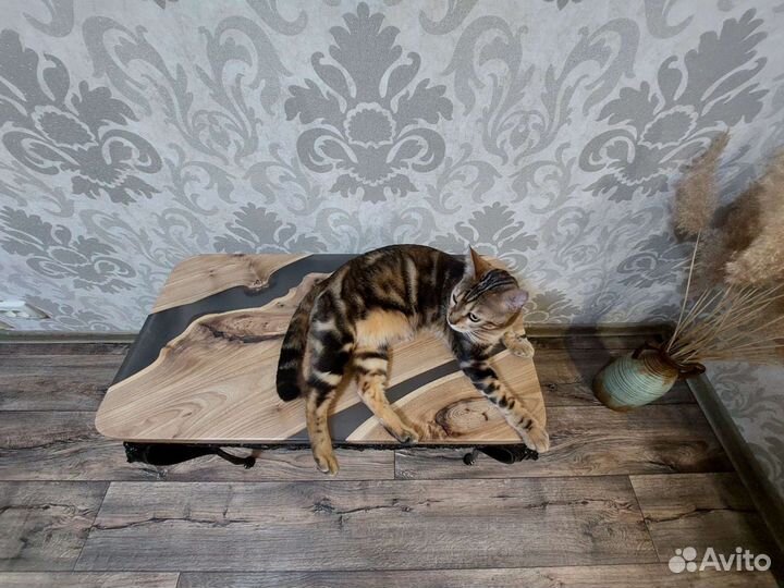 Столик концоль, стиль барокко