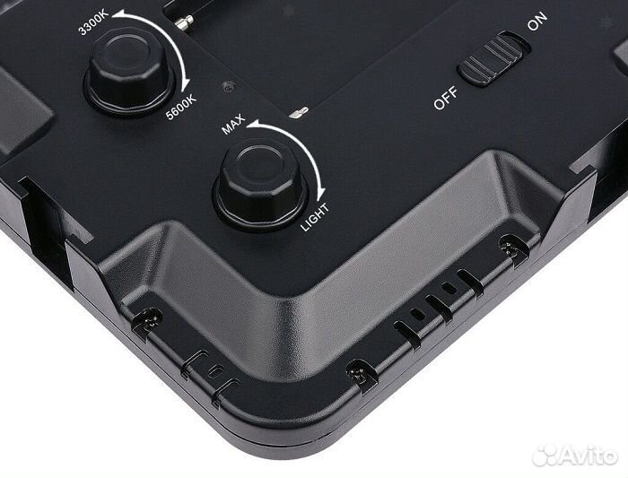 Накамерный видеосвет LED-204 (3300K-5600K)