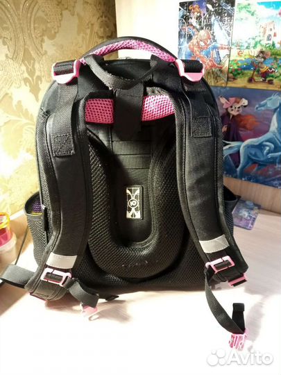 Ранец школьный для девочки