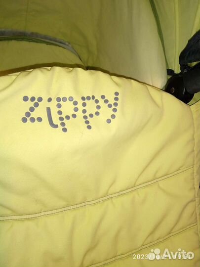 Коляска zippy