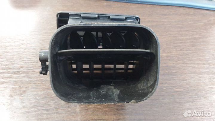 Дефлектор воздушный левый Bmw X5 E53