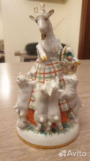 Статуэтка Коза и семеро козлят лфз