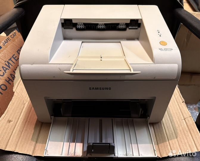 Принтер Samsung ML-2571N