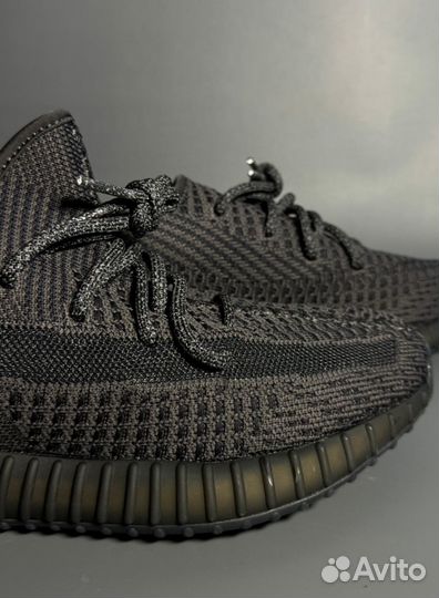 Кроссовки Yeezy Boost 350 V2 Black Люкс+