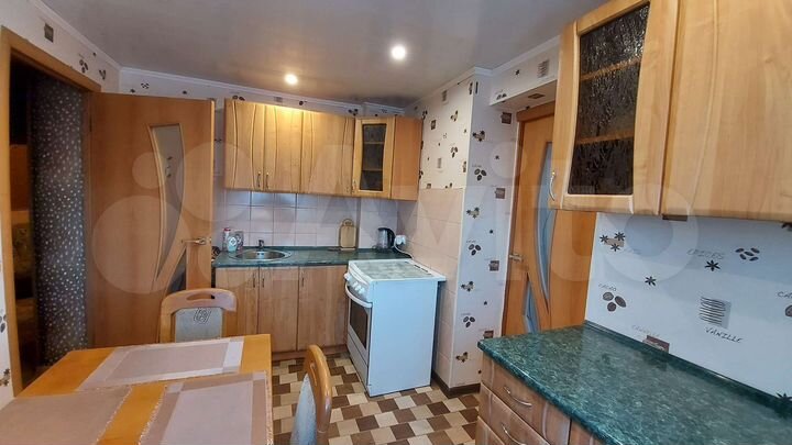 2-к. квартира, 55 м², 3/3 эт.