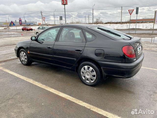 Toyota Avensis 2.0 МТ, 1999, 235 000 км