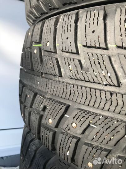 Kumho I'Zen KW22 215/60 R16 99T