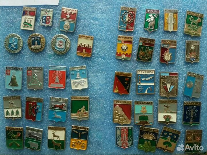 Значки из серии гербы городов СССР Кемеровская