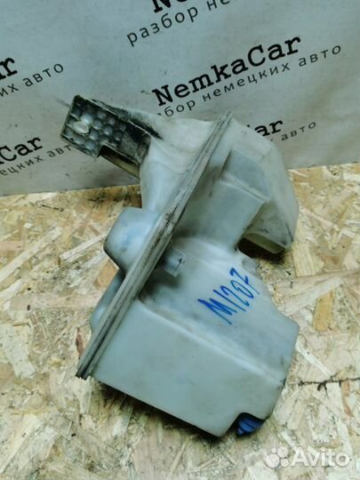 Бачок омывателя Volkswagen Transporter T5