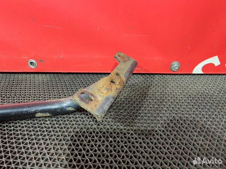 Кронштейн подножки правый Daf XF105, Daf XF95