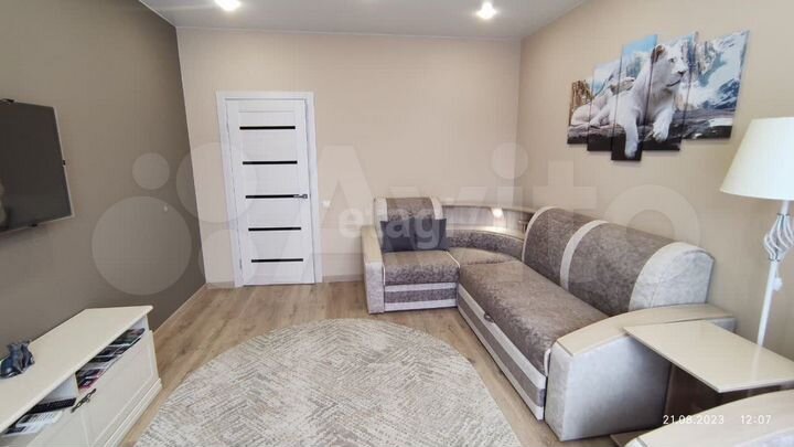 2-к. квартира, 55,9 м², 1/9 эт.