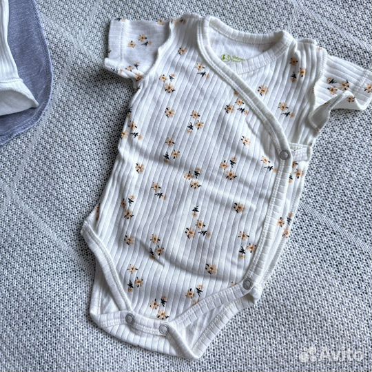 Вещи для новорожденных новые