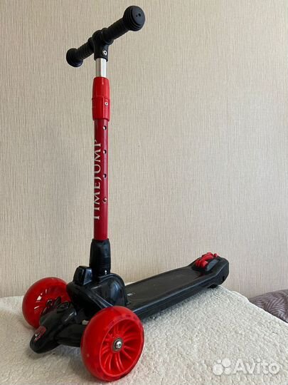 Самокат, машина-каталка, мотоцик-беговел