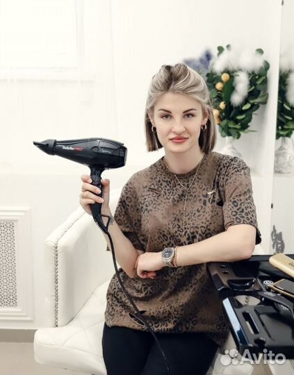 Модели на пилинг кожи головы / холодные уходы