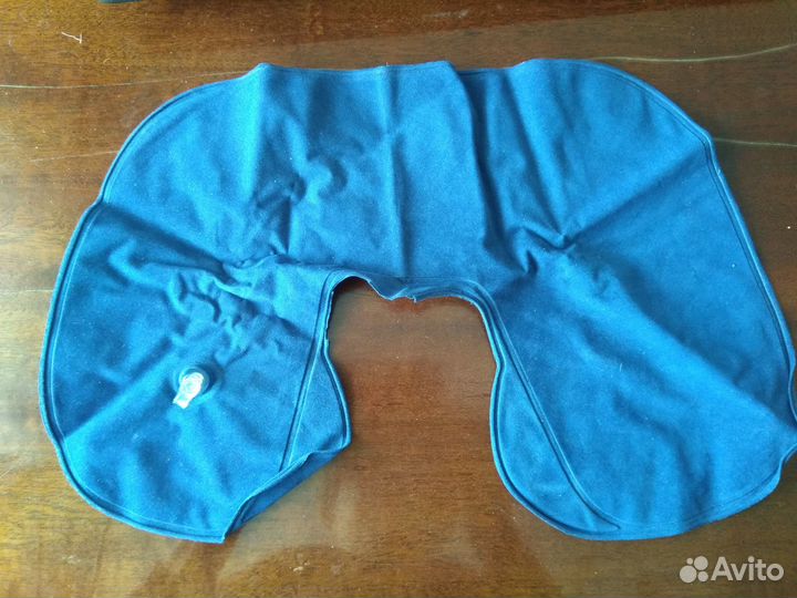 Подушка надувная с вырезом под голову
