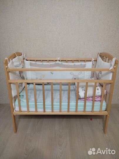Детская кроватка