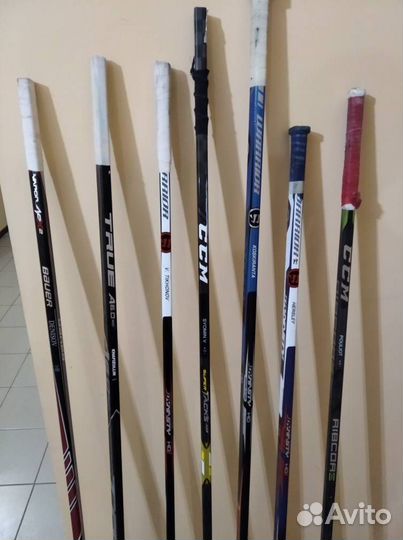 Клюшки хоккейные bauer