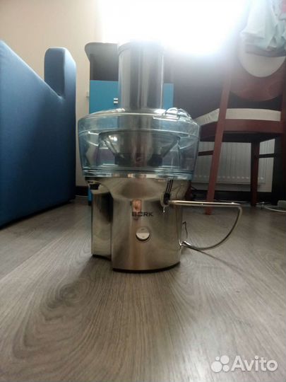 Соковыжималка Bork s400