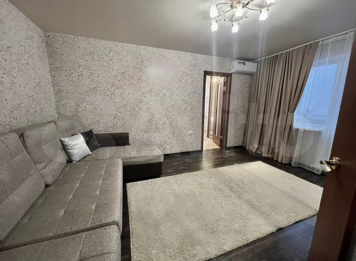 2-к. квартира, 43 м², 3/5 эт.