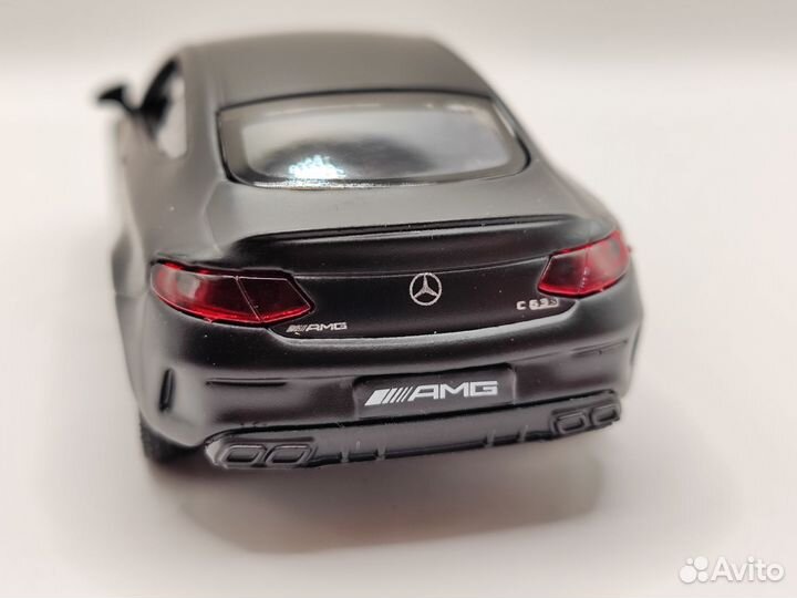 Модель автомобиля Mercedes - Benz C63S 1:32