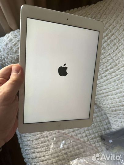 iPad MD794RU/A, iPad AIR 16