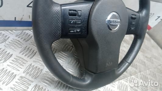 Рулевое колесо nissan navara D40 (9NK12JZ01)