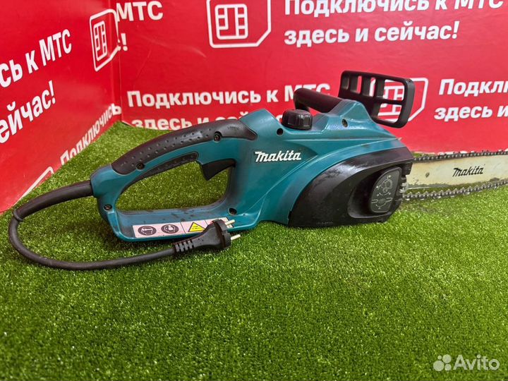 Электрическая пила Makita UC4020A