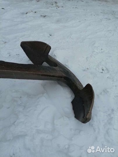 Якорь и другая морская атрибутика