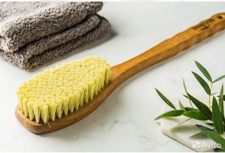 Щетка массажная из натуральных материалов