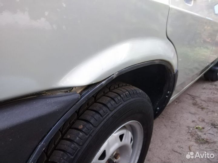 ВАЗ 21099 1.5 МТ, 2003, 190 000 км