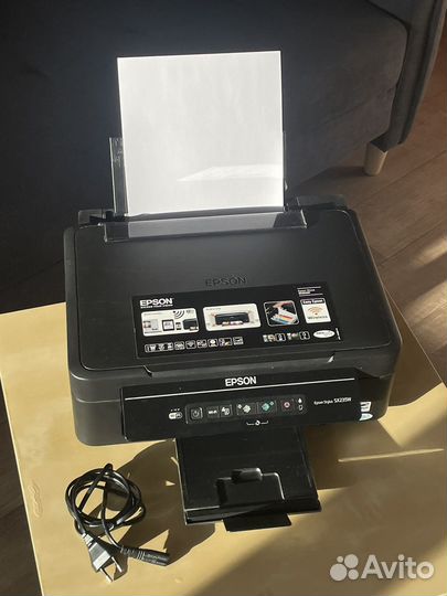 Мфу принтер сканер копир Epson Stylus SX235W