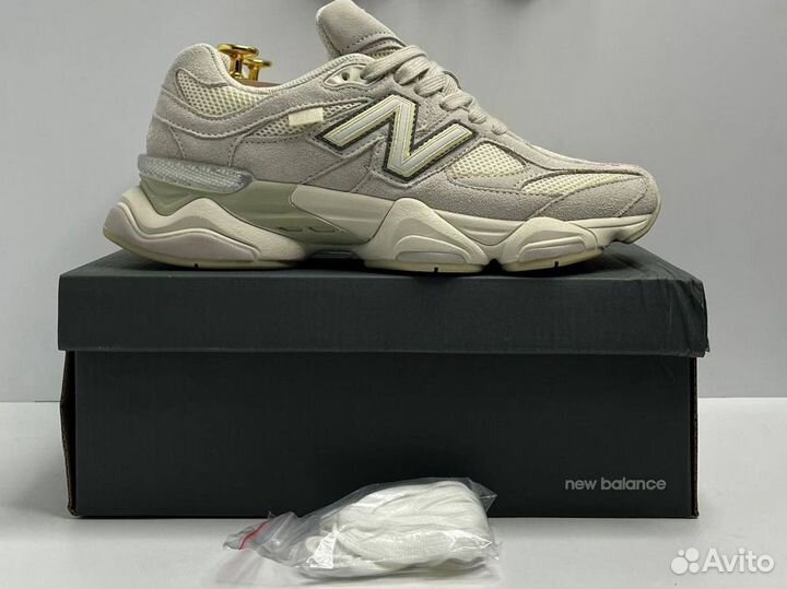 Кроссовки New Balance 9060 бежевые