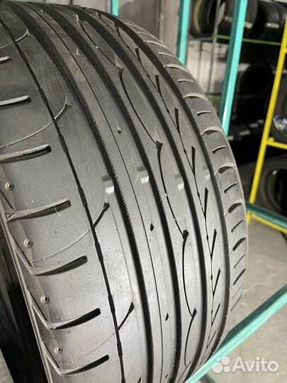 Yokohama Advan Sport V103A 255/30 R20 92Y