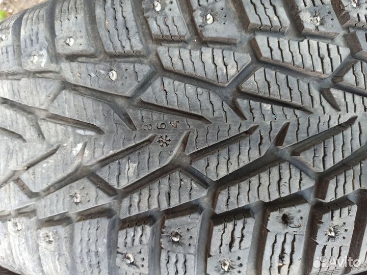 Nokian Tyres Hakkapeliitta 7 215/60 R16 99T