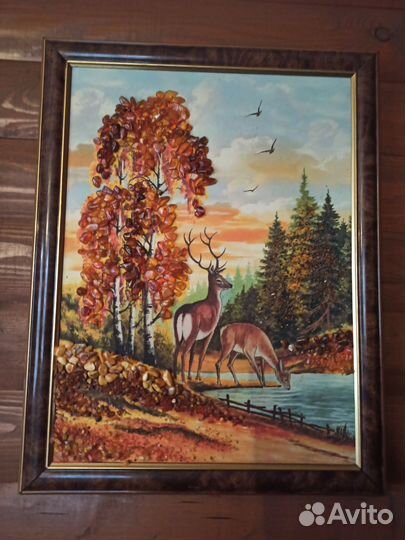 Картина с янтарем