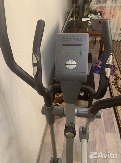 Эллиптический тренажер Torneo