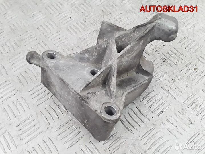 Кронштейн кпп Opel Vectra B 90496729