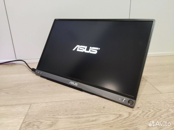 Монитор Asus MB16ACE