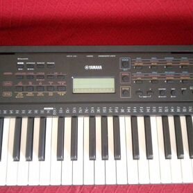 Синтезатор Yamaha PSR-E273