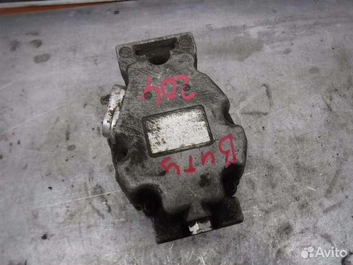 Компрессор кондиционера Toyota Vitz 1szfe 1999