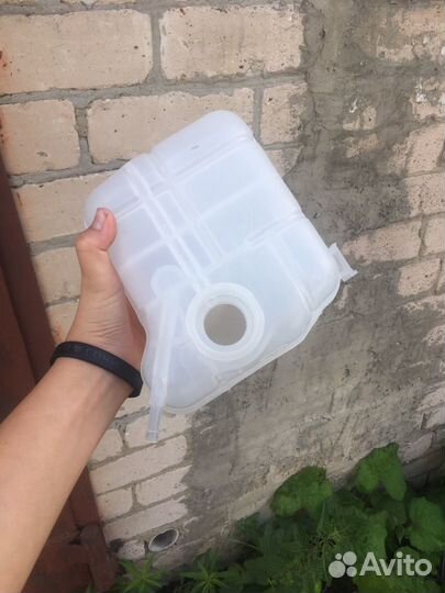 13220124 Бачок расшеритель на Opel