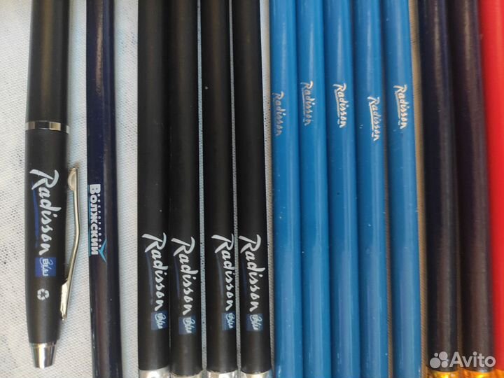 Карандаши и ручки из отеля Radisson