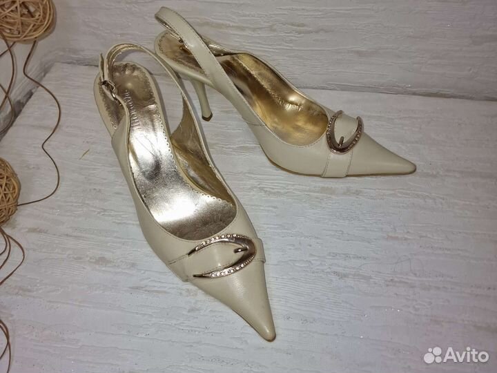 Босоножки женские новые