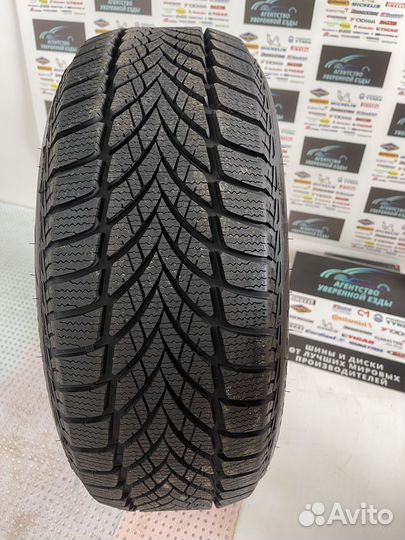 Goodyear UltraGrip Ice 2 215/55 R17 98T