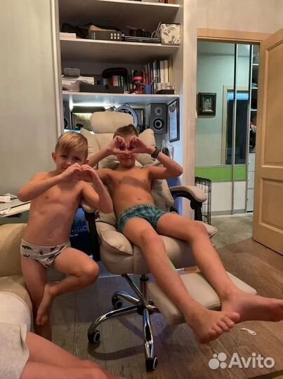 Офисное кресло (геймерское). Кресло для директора