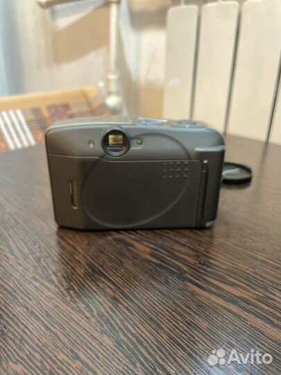 Пленочный фотоаппарат praktica zoom 600w