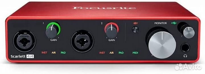 Focusrite Scarlett 4i4 (3rd Gen), новая