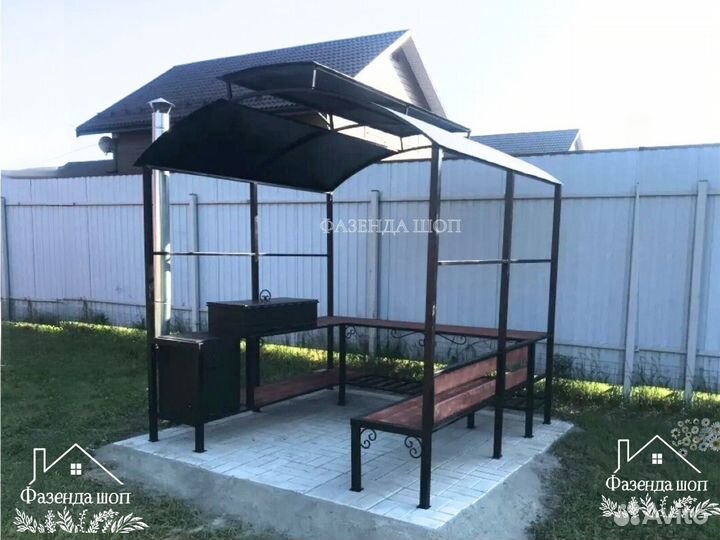 Мангал с крышей